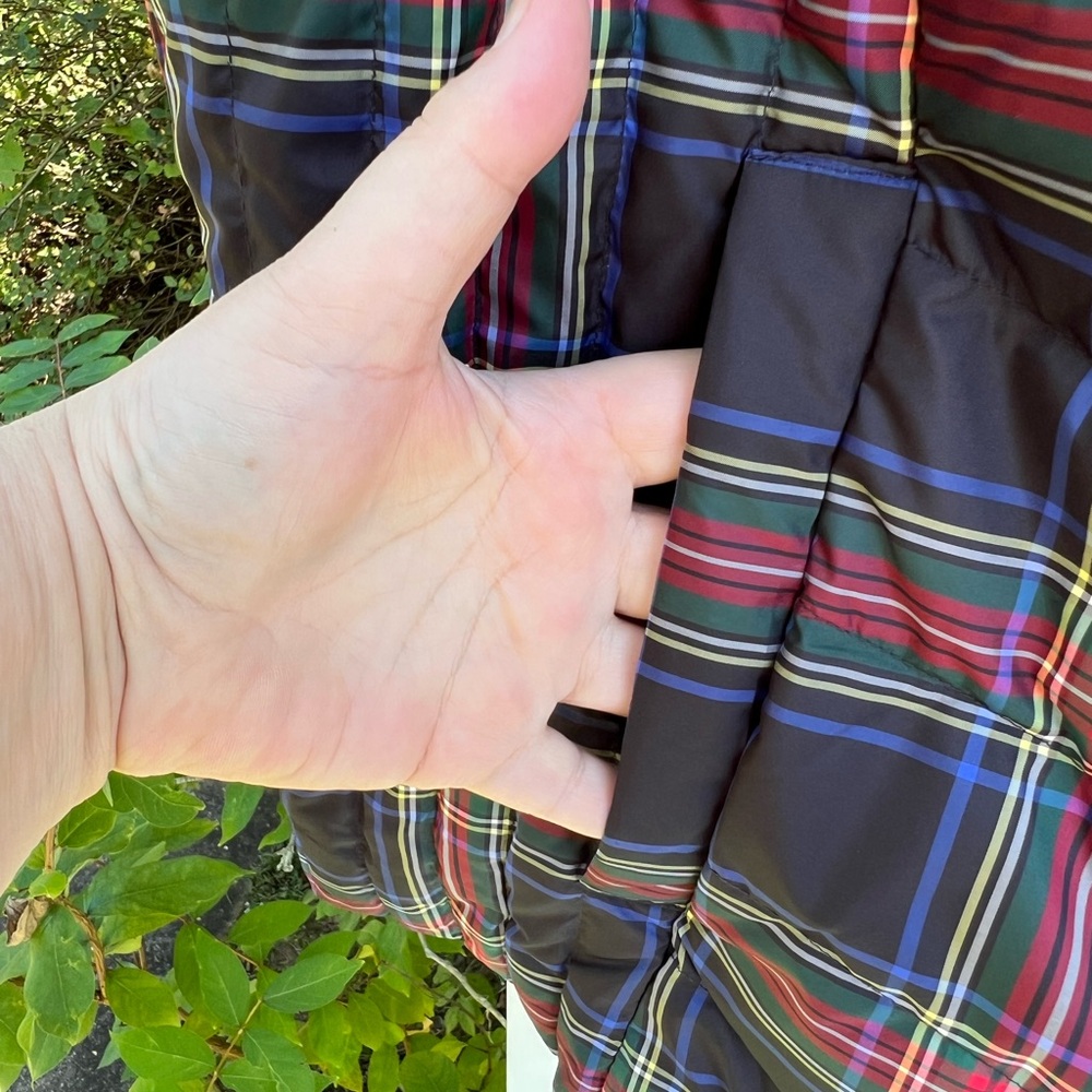NWT Talbots Cozy Navy Multicolored Plaid Down Puffer Vest Pockets - Picture 5 of 7